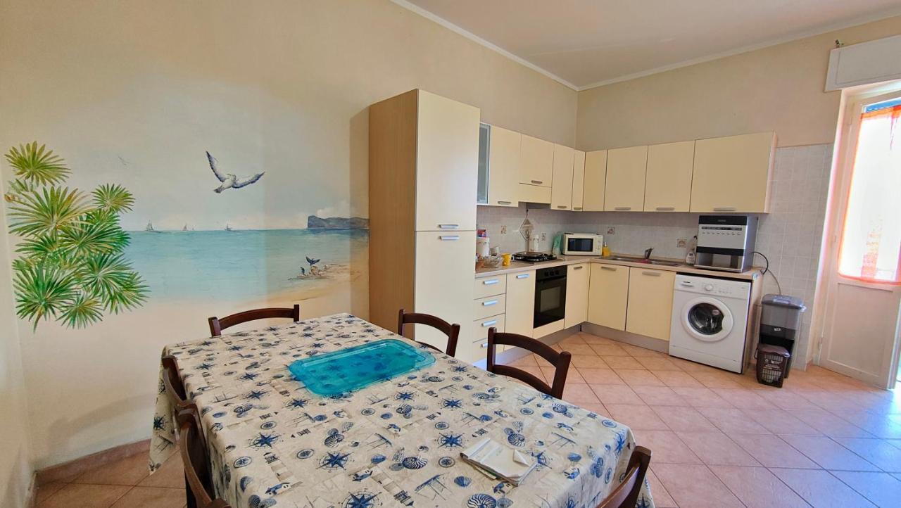 Bed and Breakfast Elisart 2 Альгеро Экстерьер фото